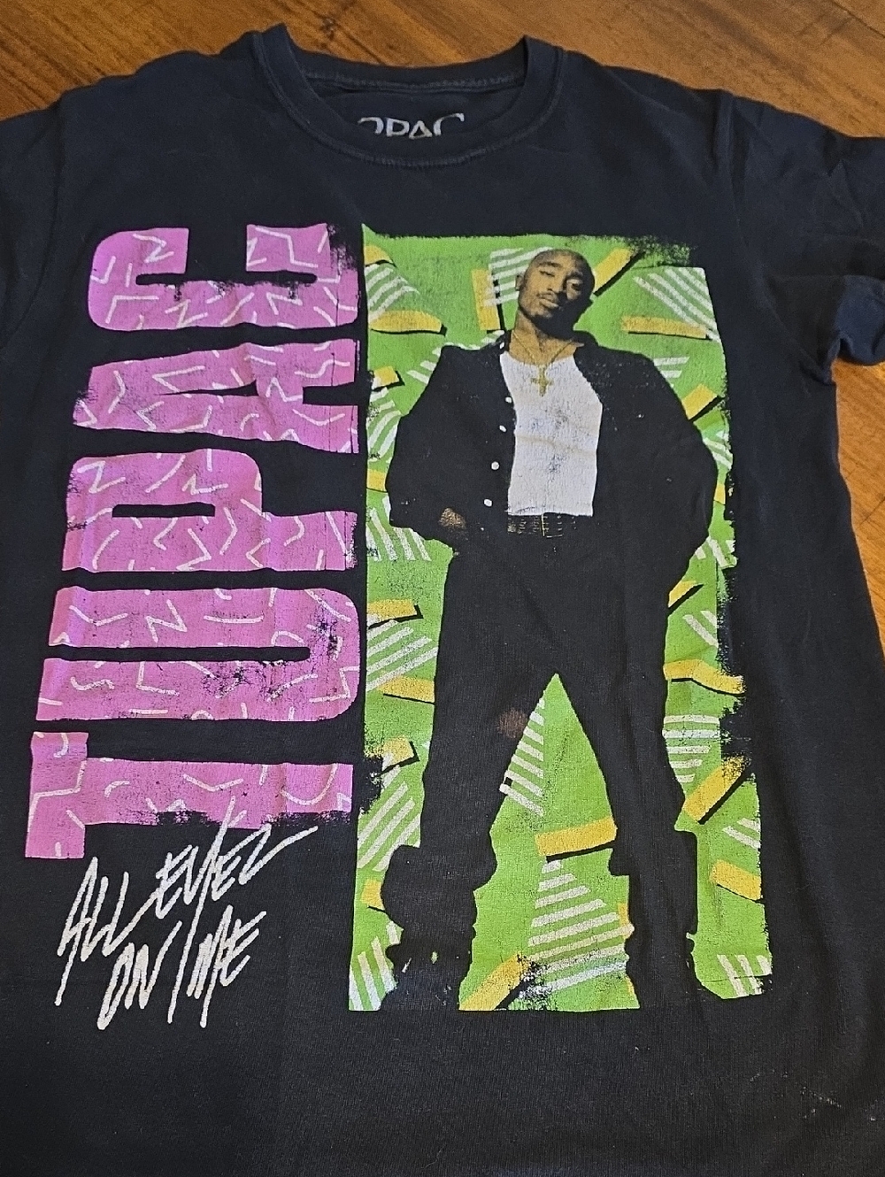 Tupac Shakur "All Eyez On Me" graphic T-shirt - Picture 8 of 8